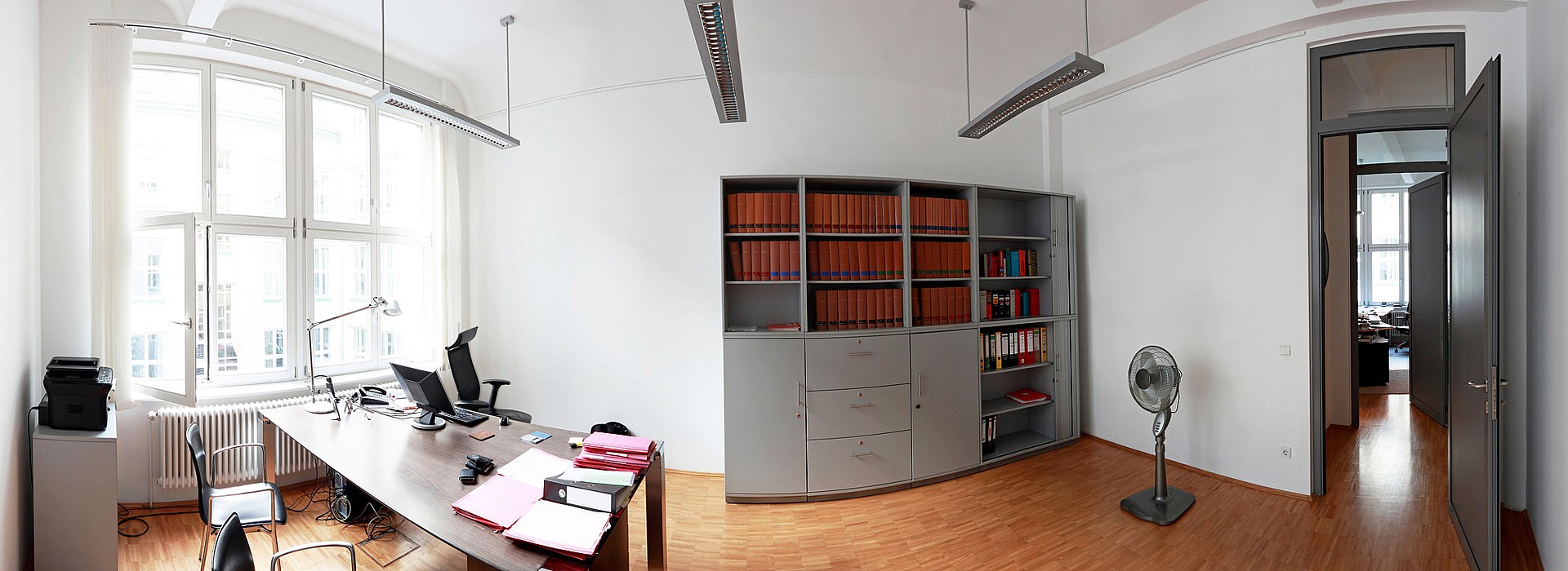 ladenbau_139205357.jpg